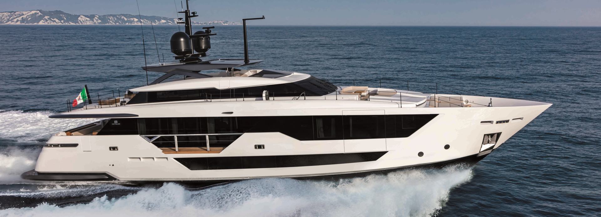K2 yacht, Custom Line