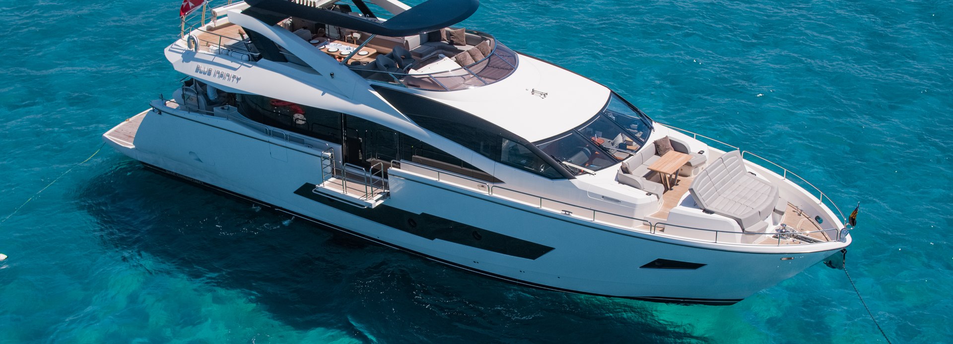Blue Infinity yacht, Sunseeker