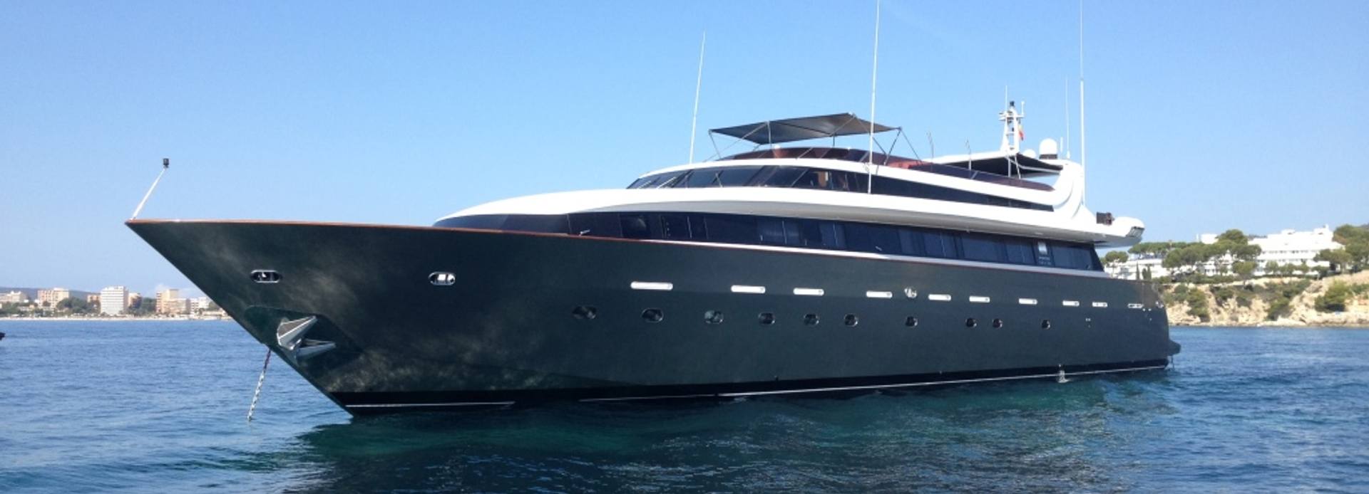Infinity yacht, Mondo Marine