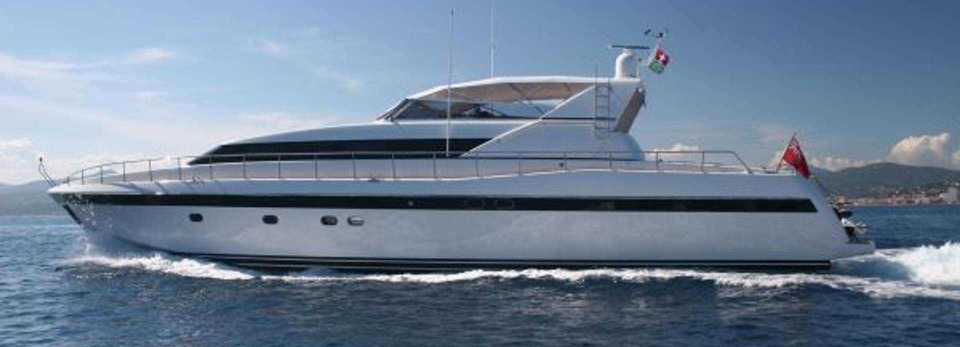 Yeratel yacht, Mangusta