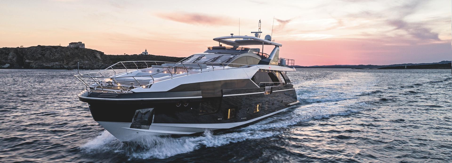 Sun Life yacht, Azimut