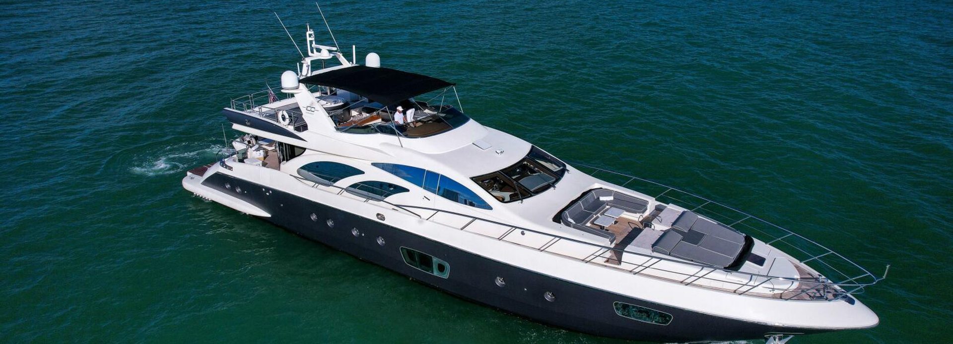 Intervention yacht, Azimut