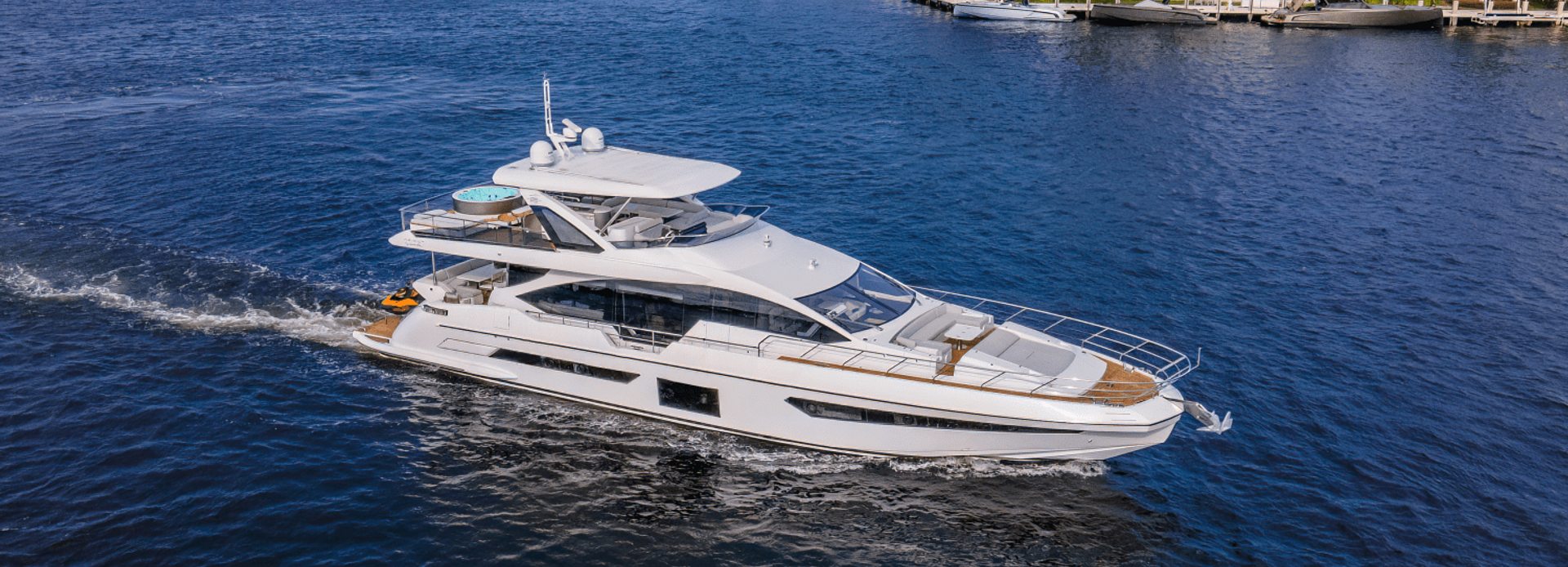 Abu Too yacht, Azimut