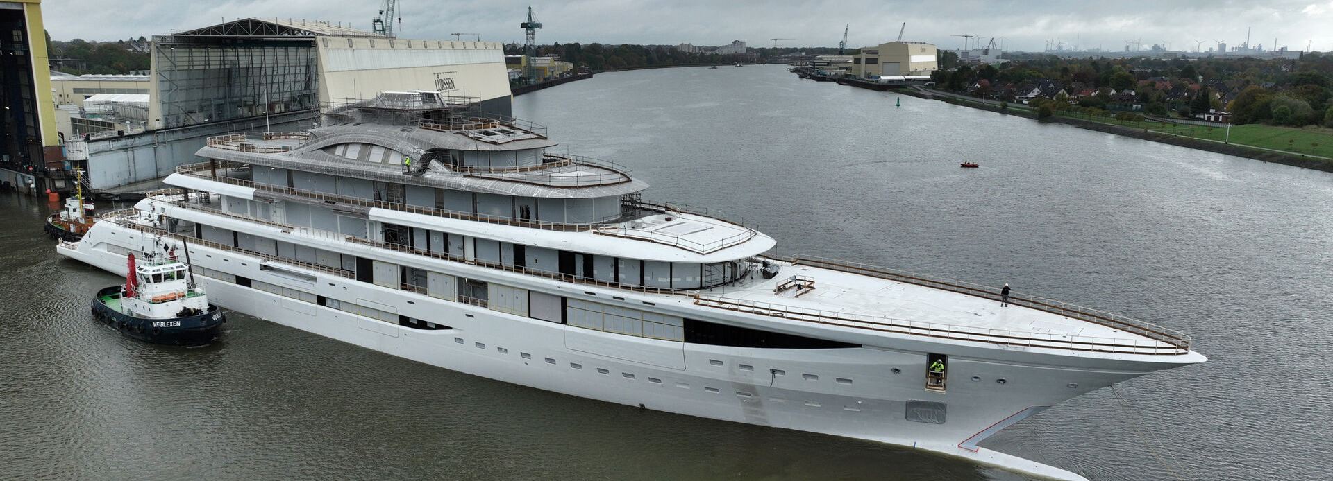 Project Defy yacht, Lurssen