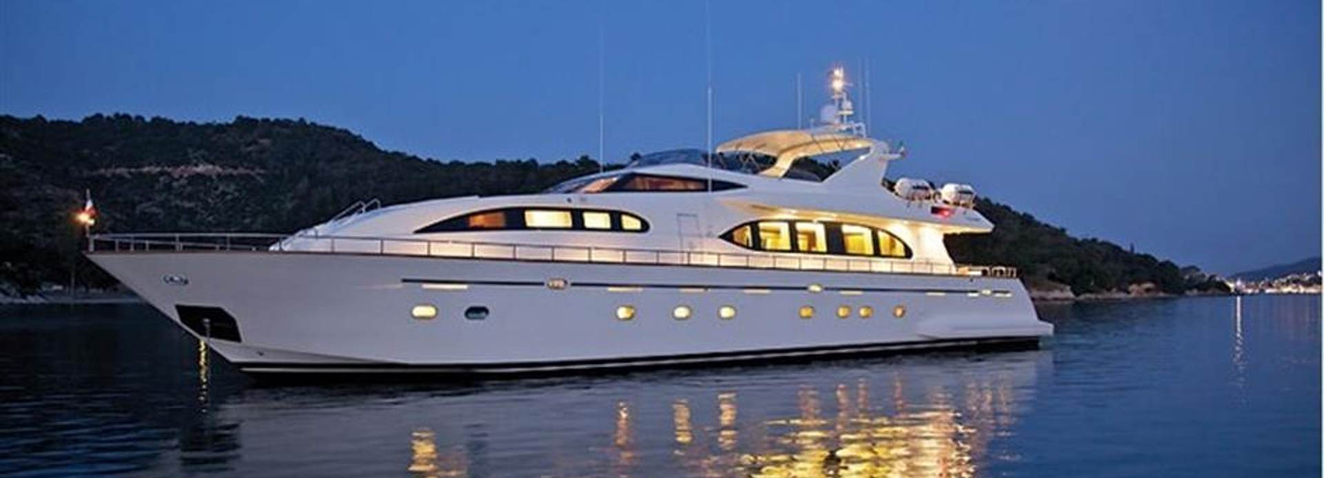 Magic Dream yacht, Falcon Yachts