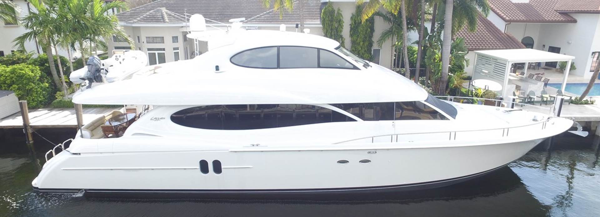 Cloud 9 yacht, Lazzara Yachts