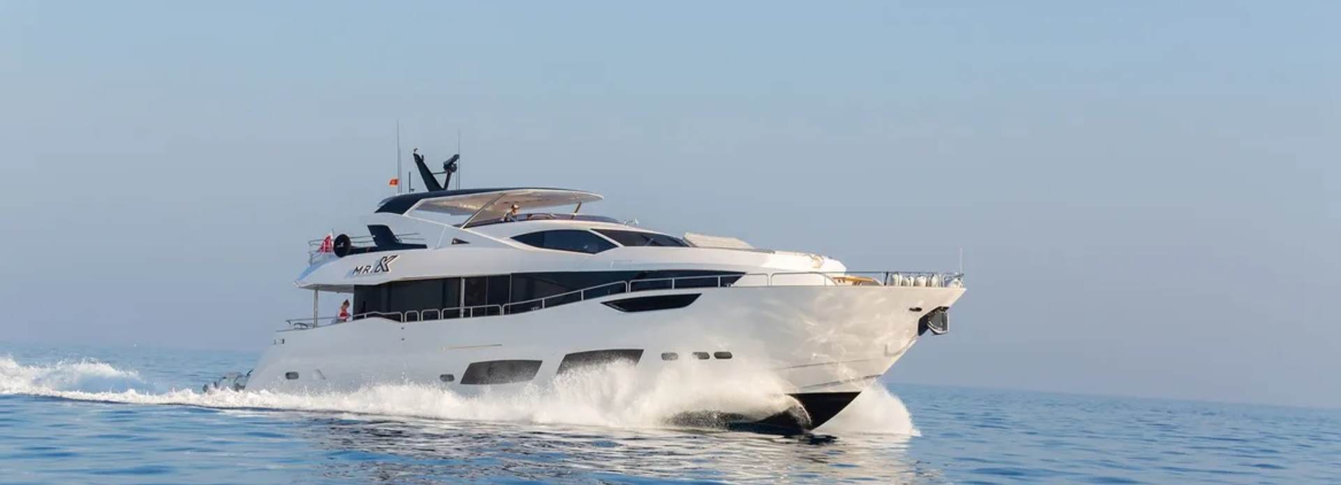 Mr. K Iriston yacht, Sunseeker