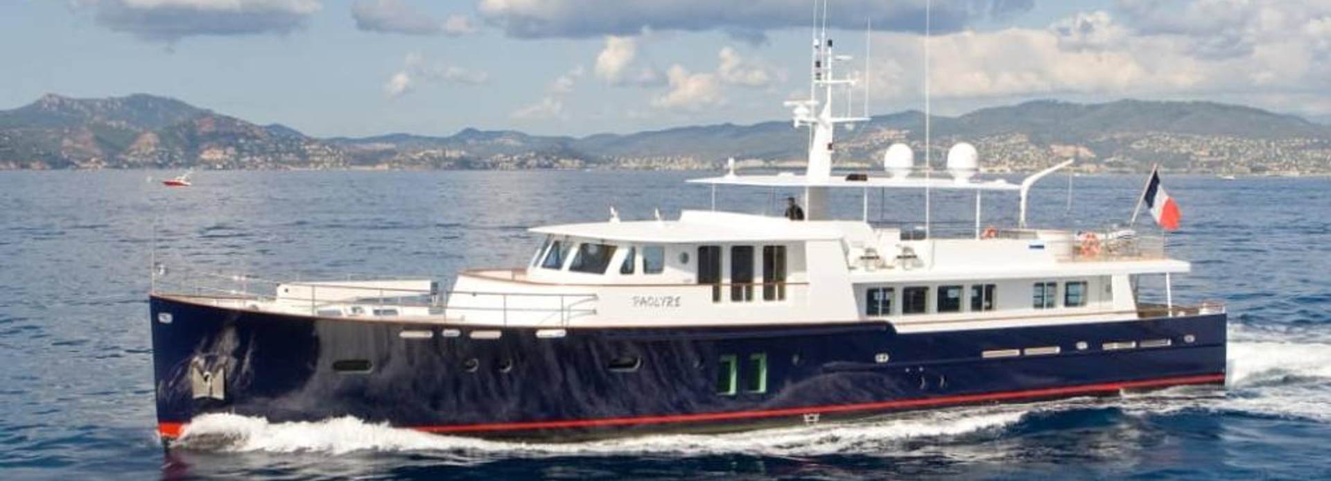 Paolyre yacht, Ocea