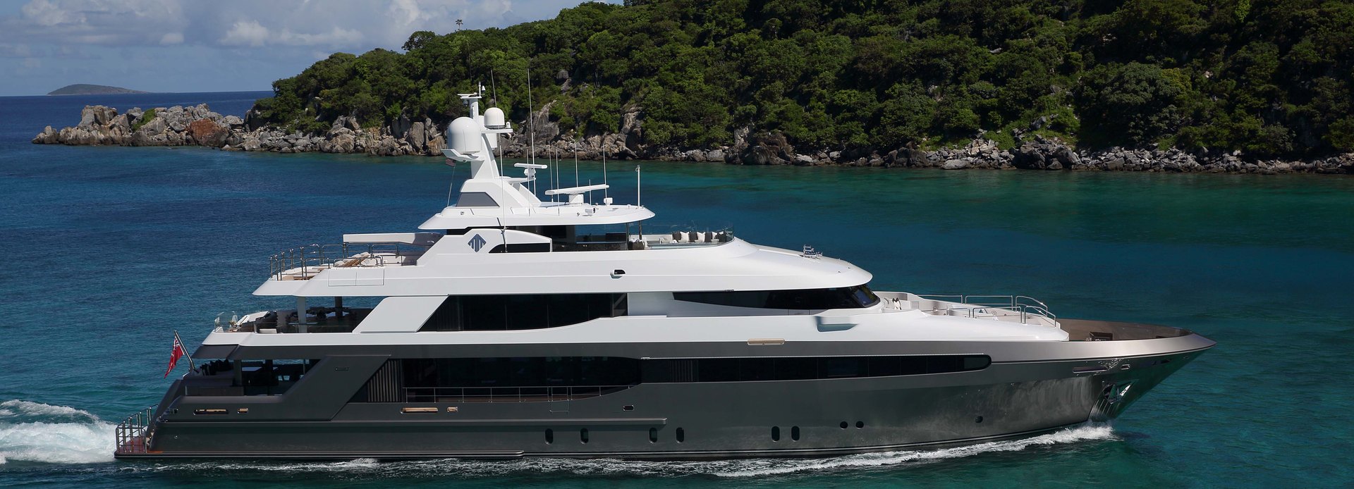 Muchos Mas yacht, Crescent  Yachts