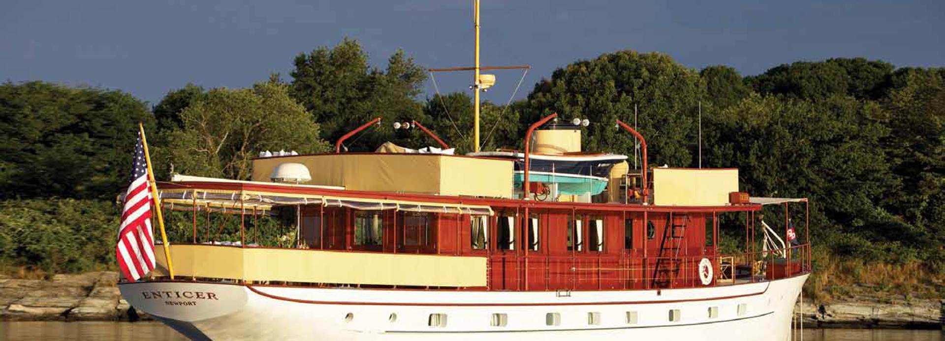 Enticer yacht, Mathis Yacht Building