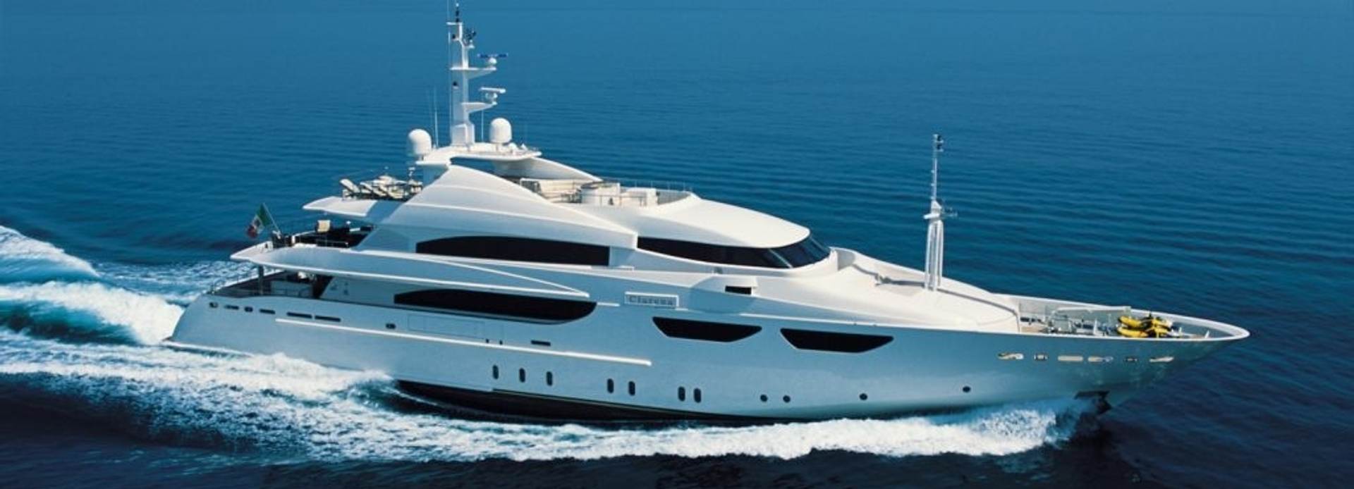 Cacique yacht, CRN Yachts