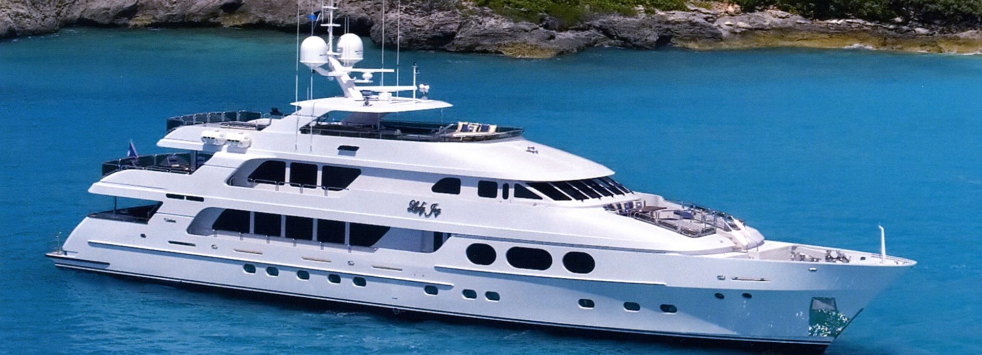 Lady Joy yacht, Christensen