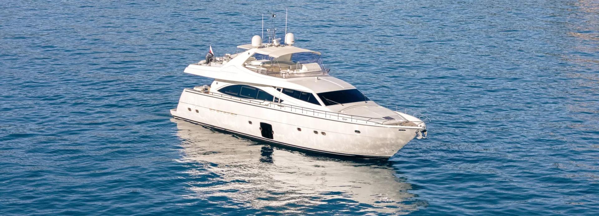 Lady Natasa yacht, Ferretti Yachts