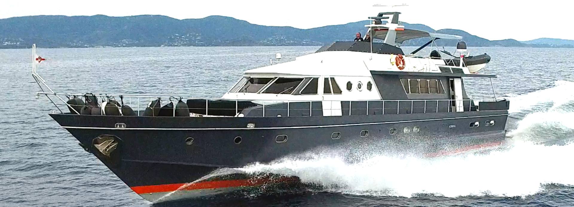 Sea Seven yacht, CNL - Cantieri Navali Lavagna