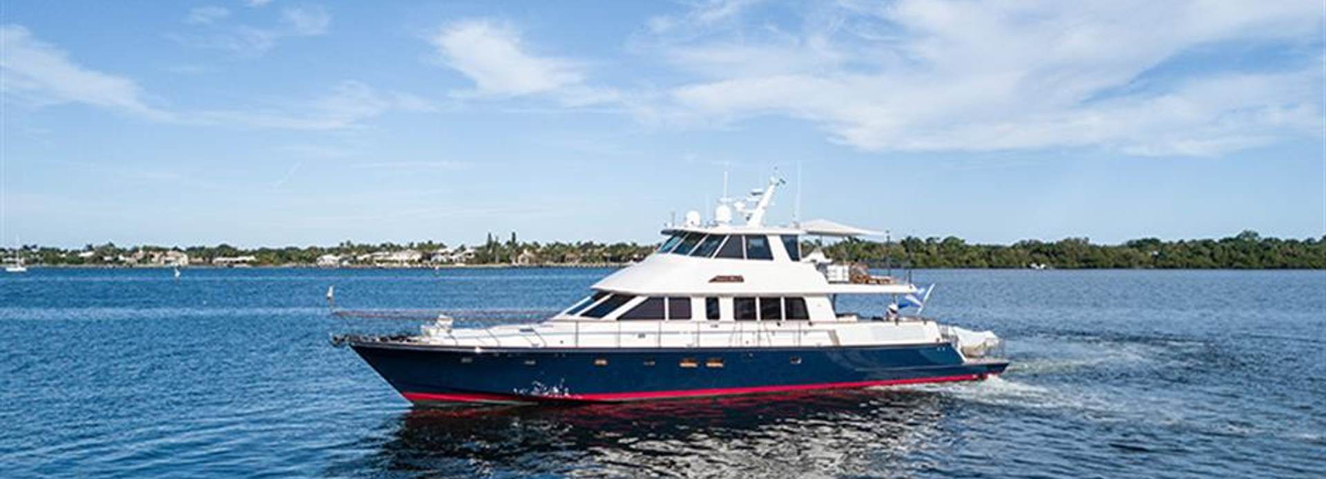 Magic Touch yacht, Hunt Yachts
