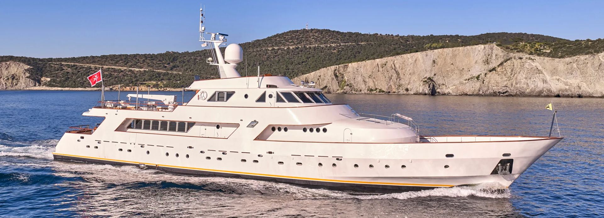 Madame Thelma yacht, CRN Yachts