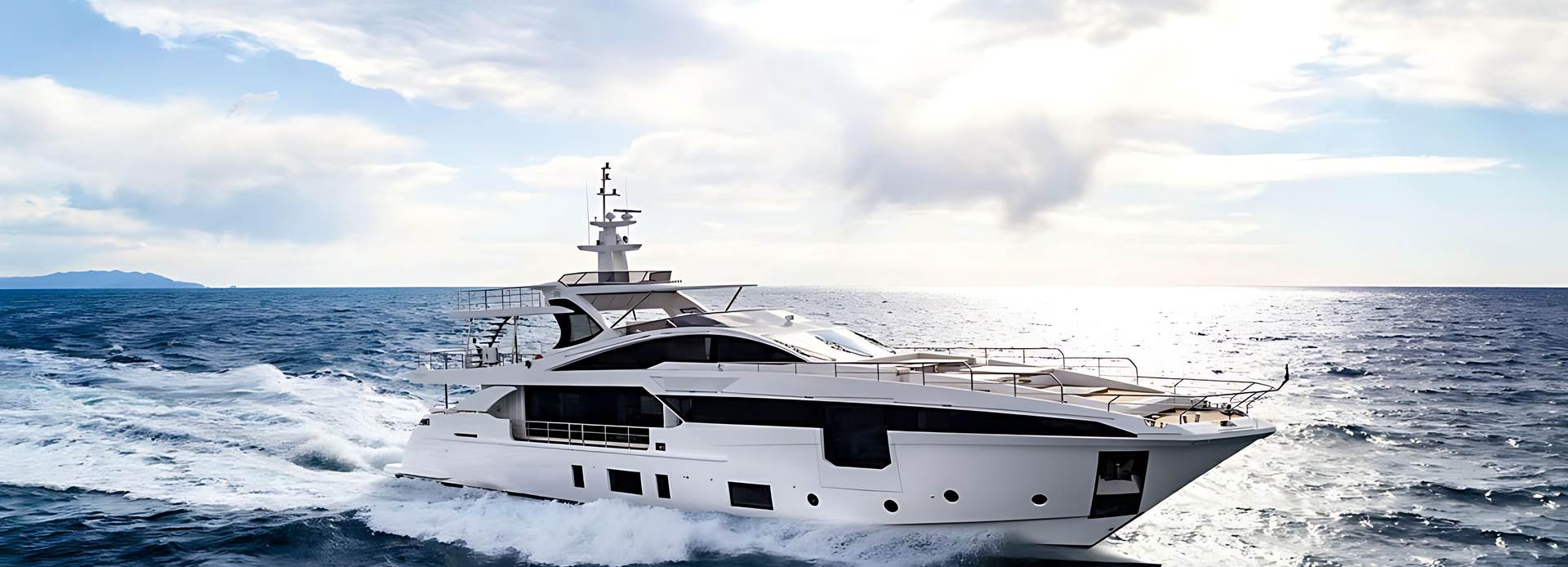 Pantera yacht, Azimut