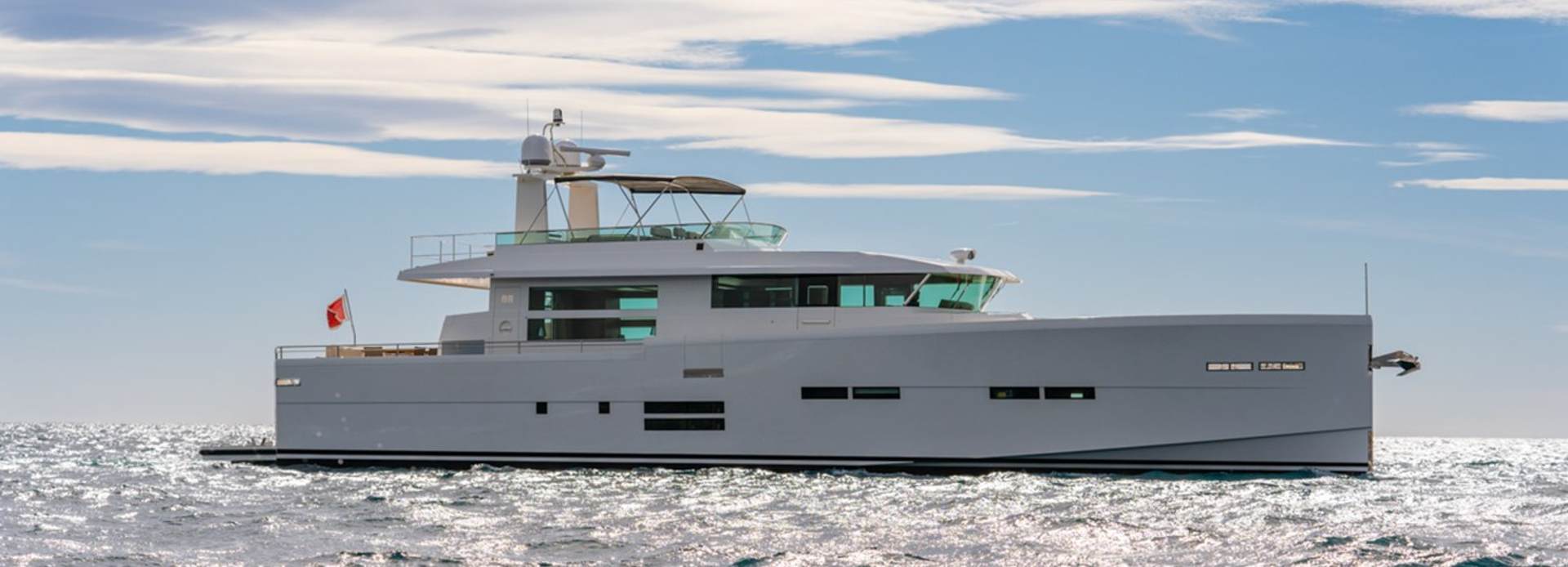 Bise I yacht, Delta Powerboats