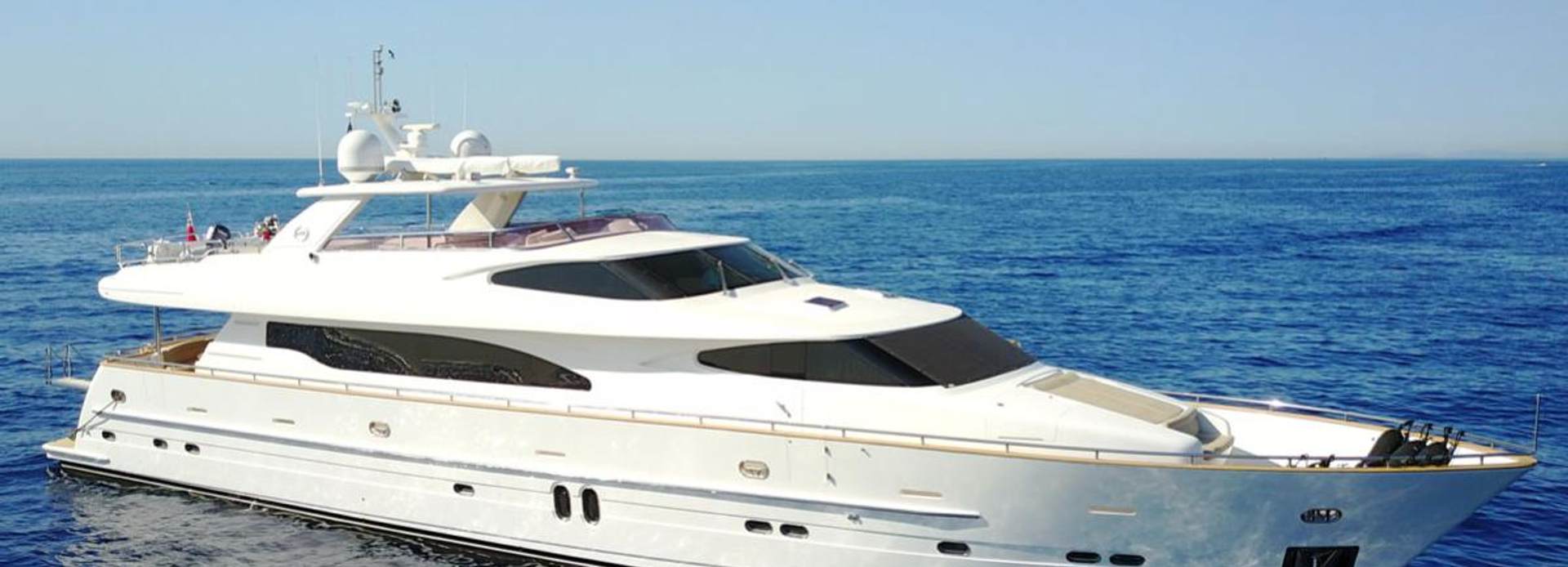 Triple 888 Eight yacht, Horizon