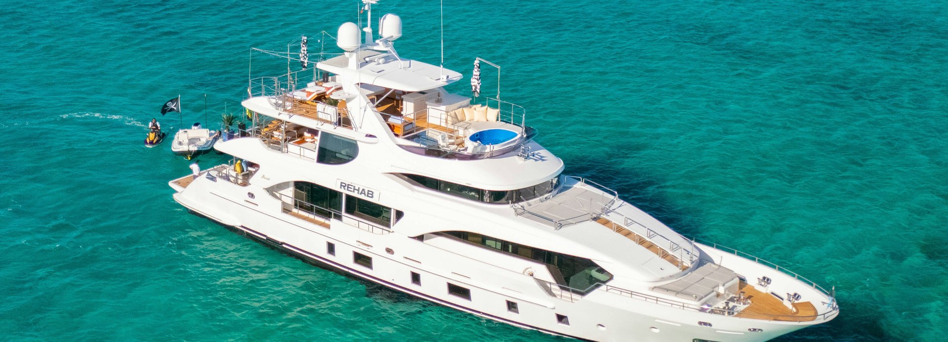 Rehab yacht, Benetti