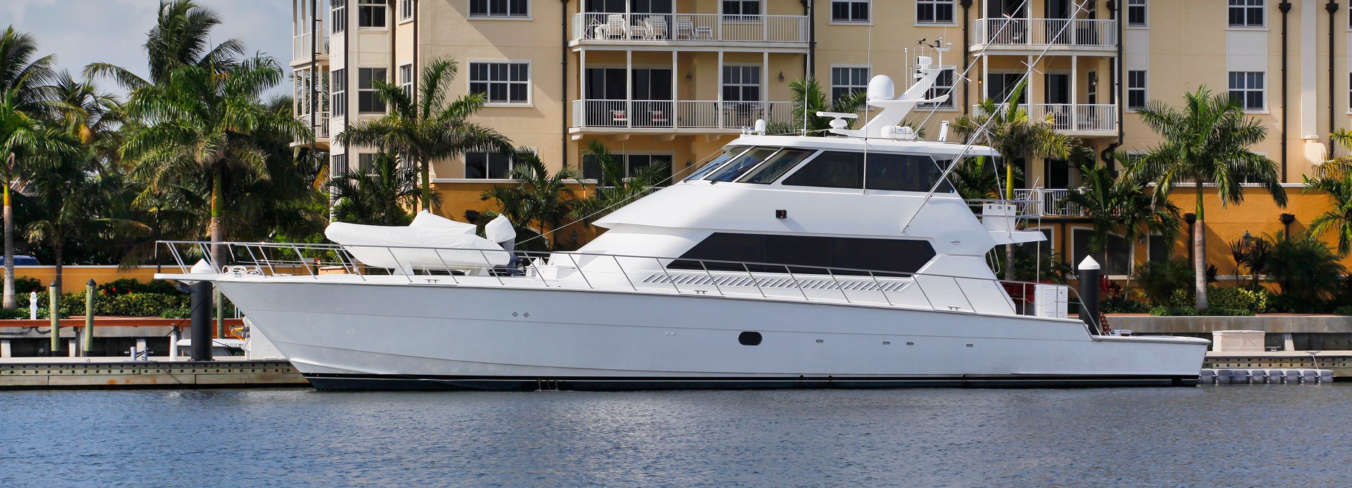 Black Magic yacht, Hatteras
