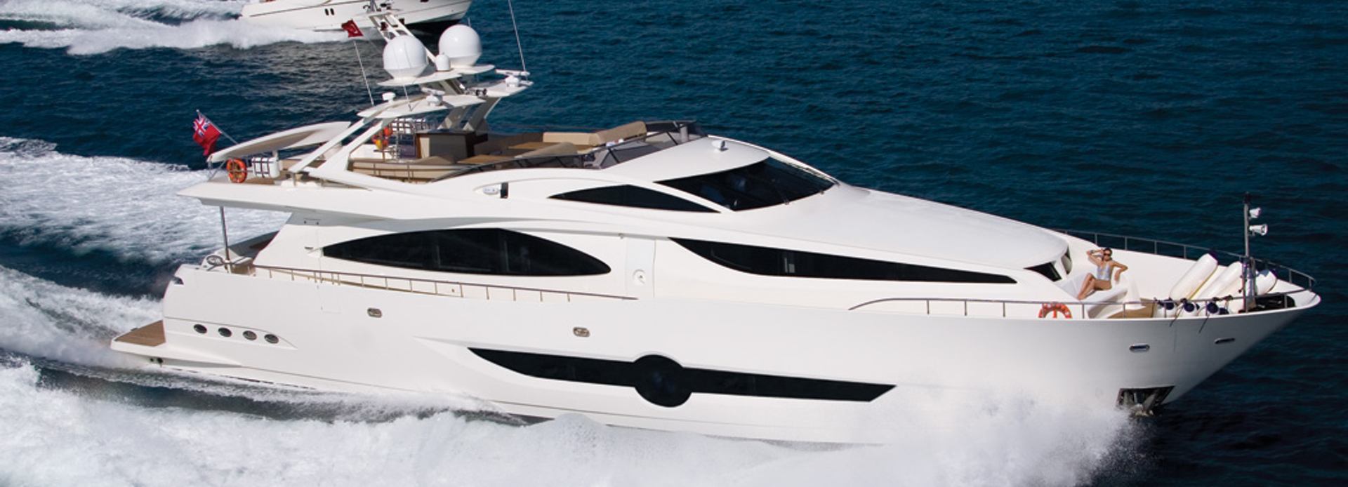 Pomalis yacht, Numarine