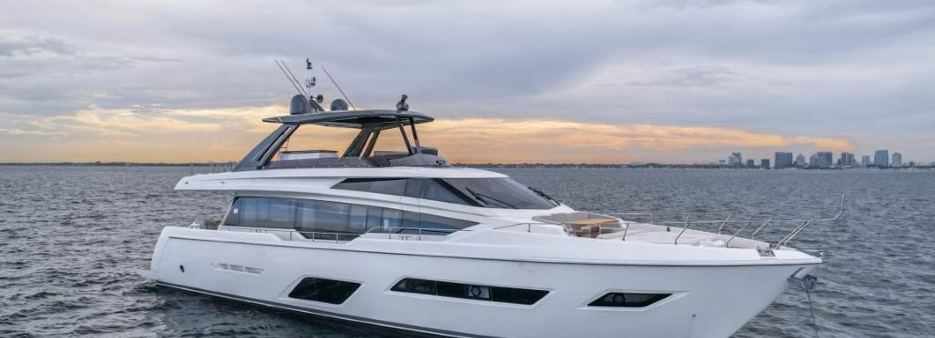 Shangri-La yacht, Ferretti Yachts