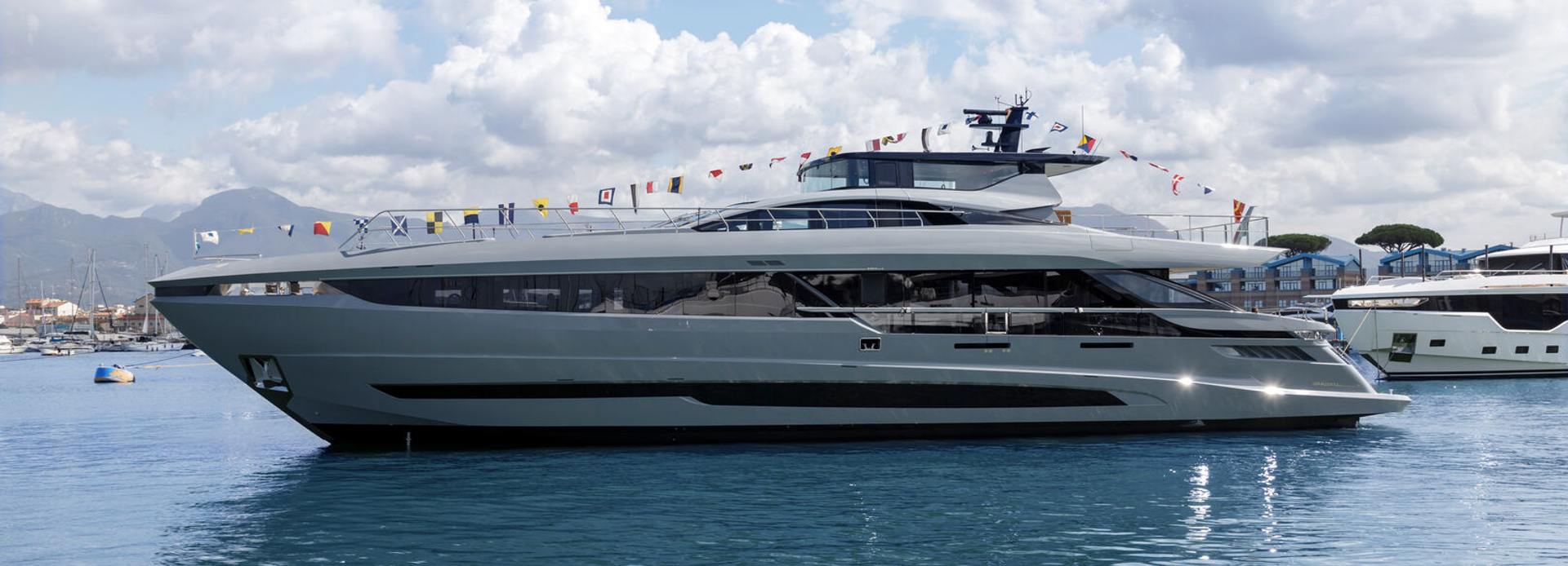 MorningStar yacht, Mangusta
