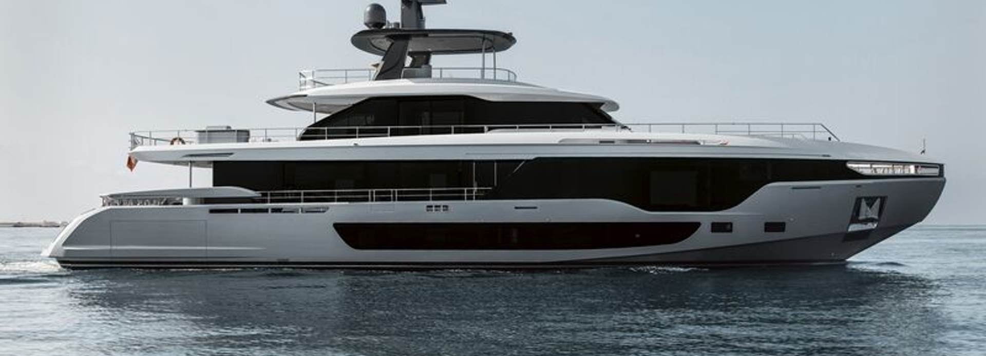 Tycoon yacht, Azimut