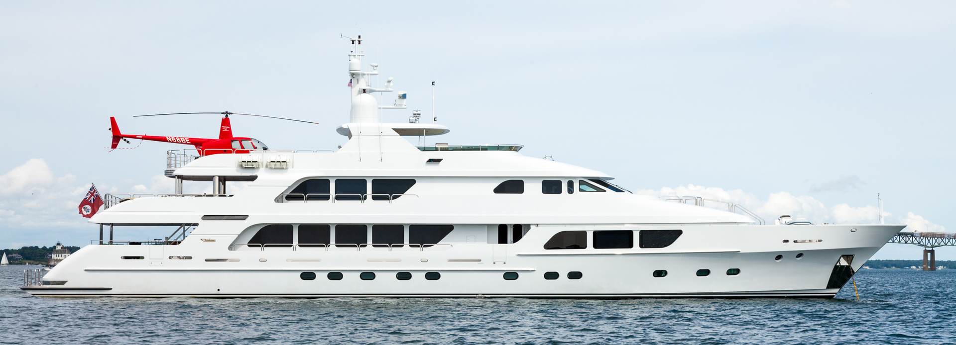 Carte Blanche yacht, Christensen