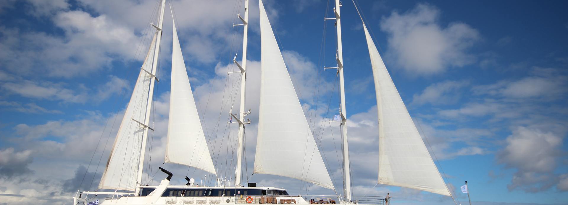 Pan Orama yacht, Piraeus