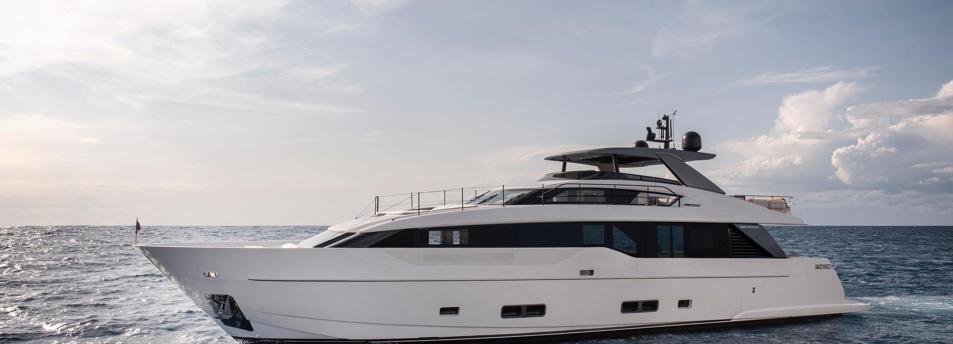 Viva yacht, Sanlorenzo