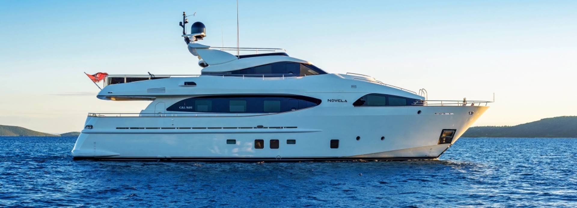 Novela yacht, CBI Navi