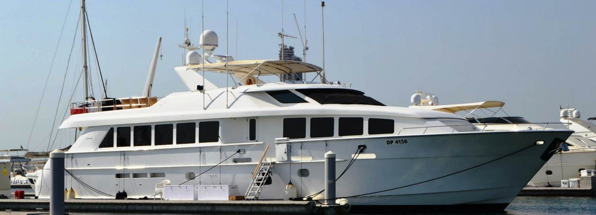 Daydream IV yacht, Hatteras