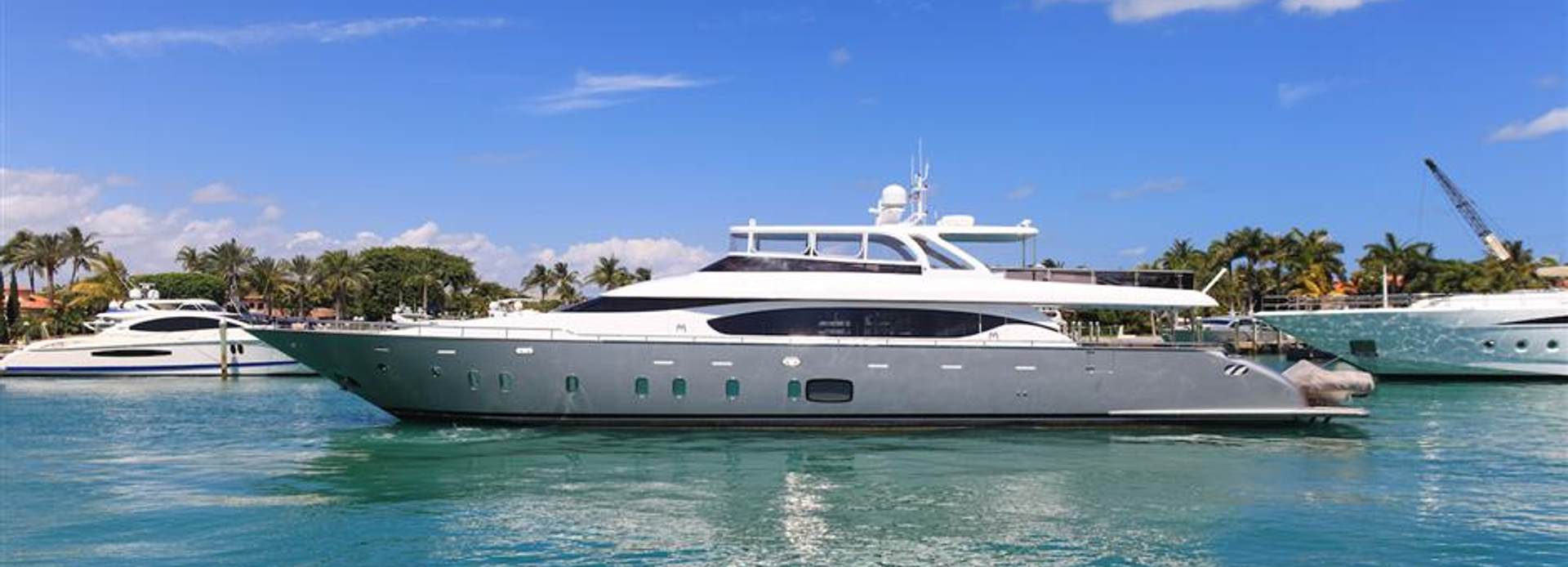 Vita XL yacht, Maiora