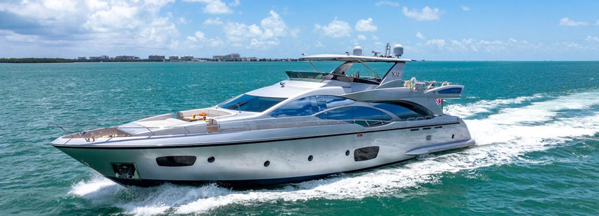 BM yacht, Azimut