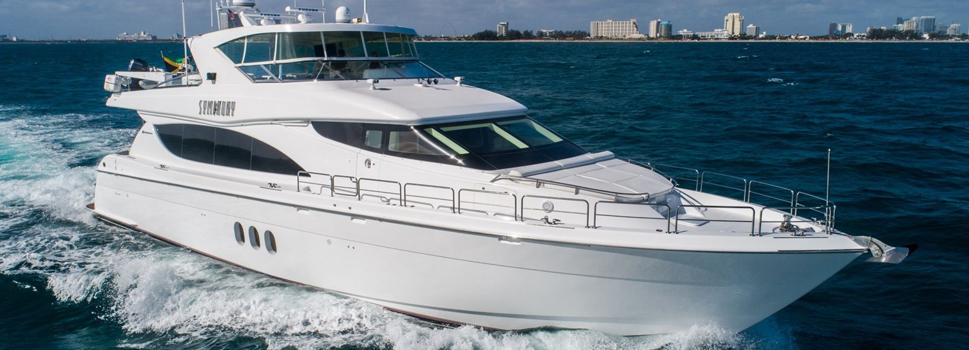 Monte Cristo yacht, Hatteras