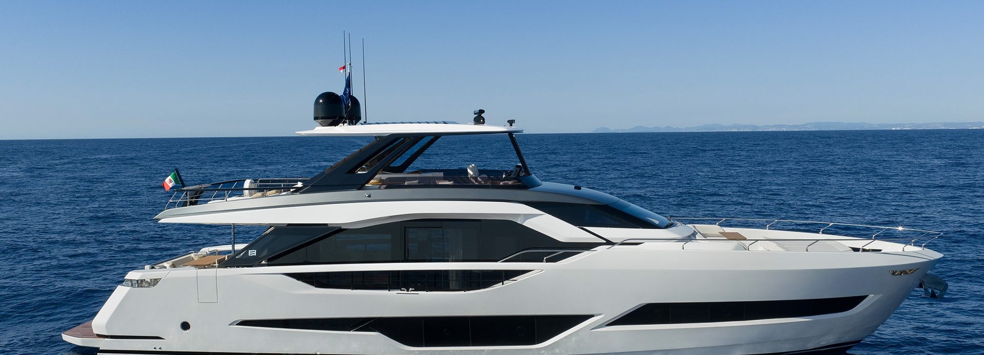 Yamas yacht, Ferretti Yachts