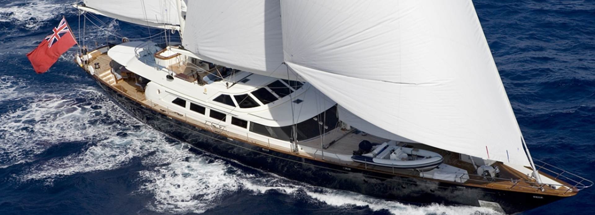 Antara yacht, Perini Navi