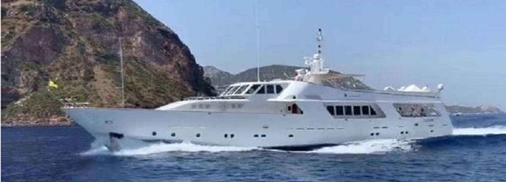 Mister P yacht, CRN Yachts