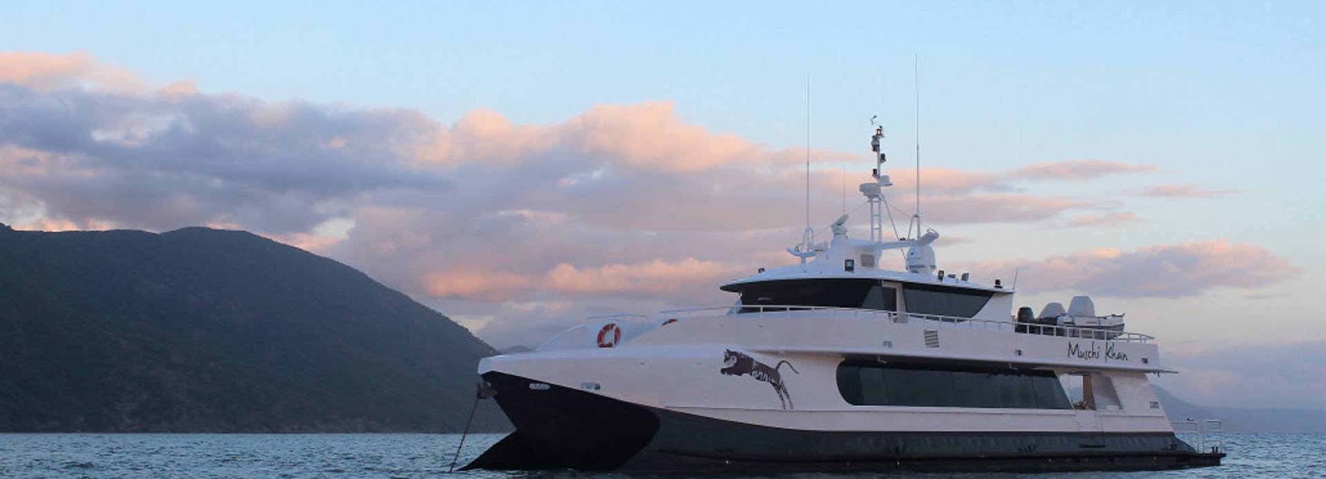 Muschi Khan yacht, Aluminium Boats