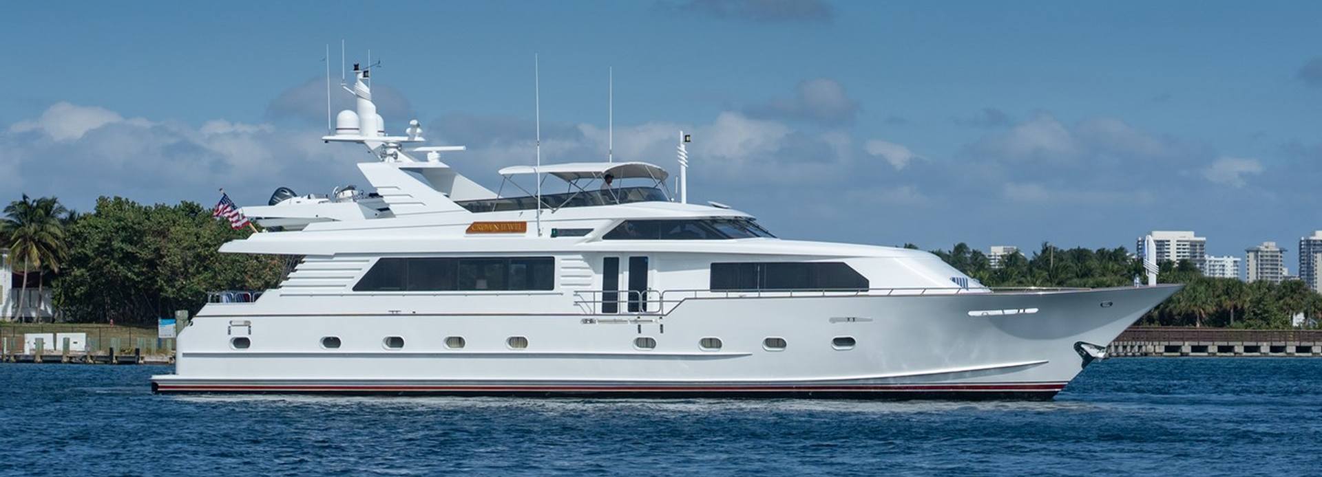 Crown Jewel yacht, Broward