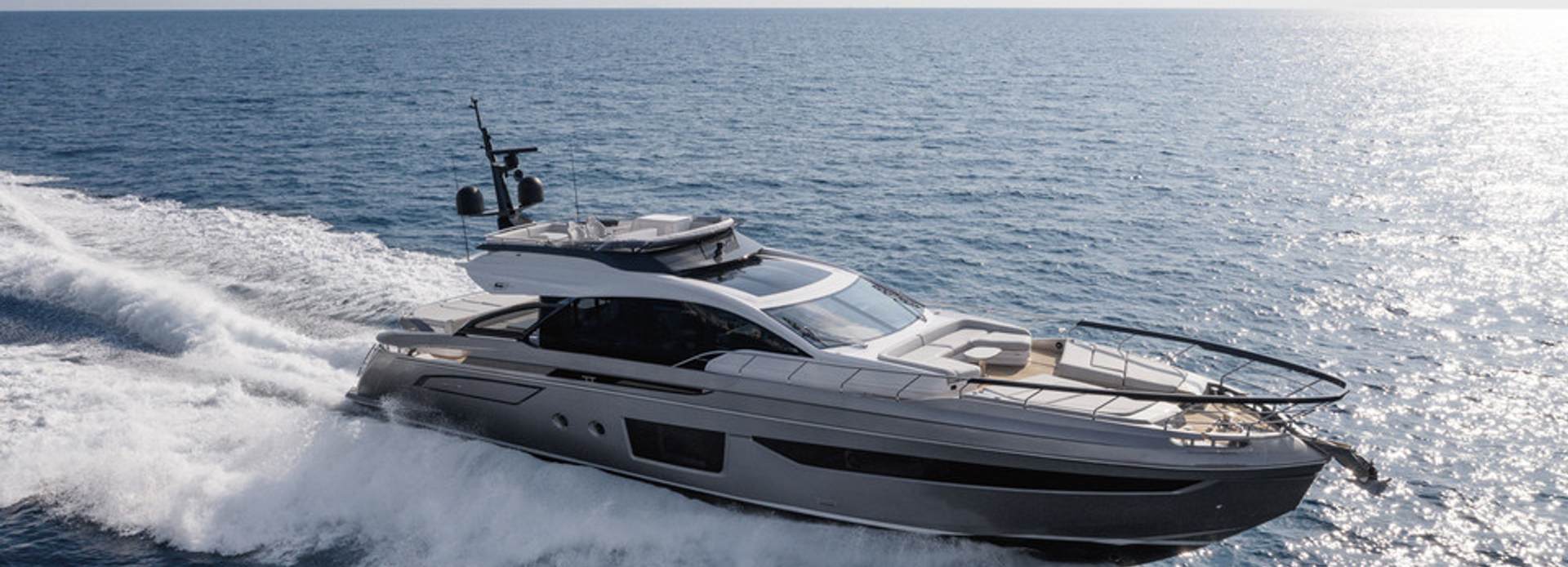 Sea of Perles yacht, Azimut