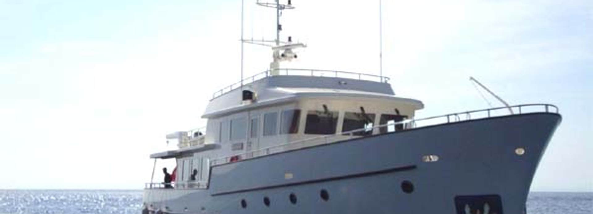 Xanax yacht, Custom