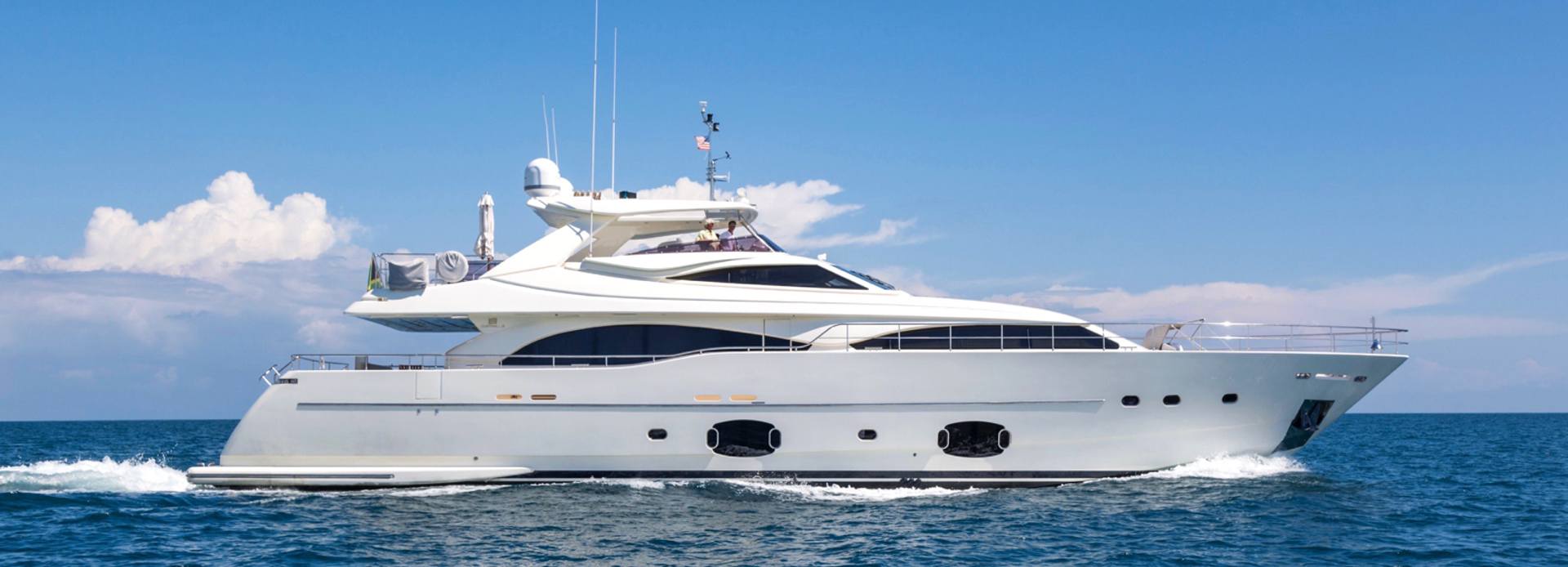 Milu yacht, Custom Line