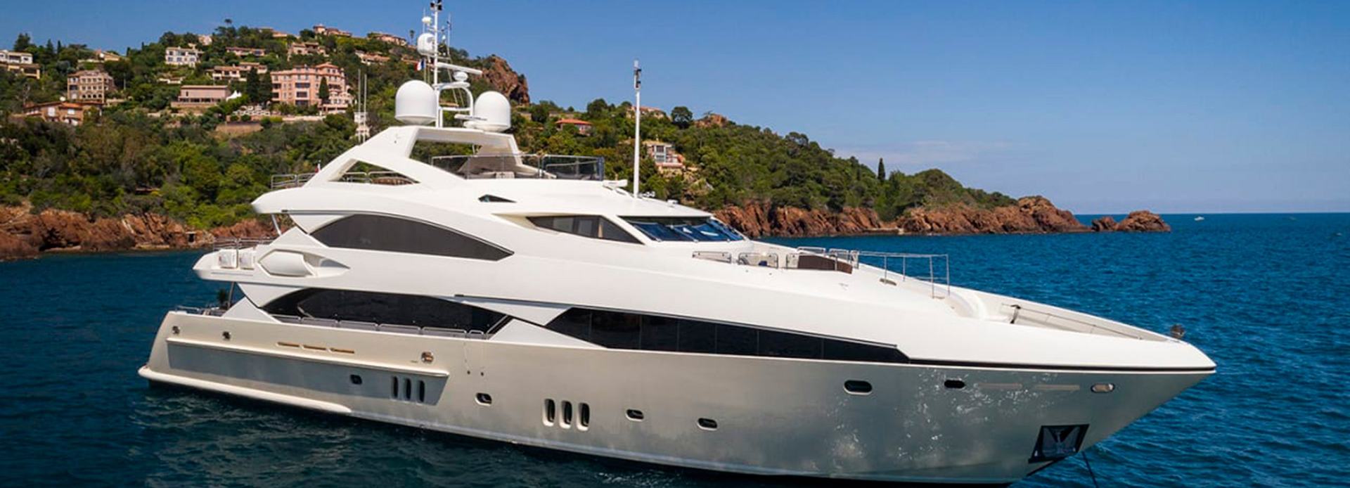 Natural 9 yacht, Sunseeker