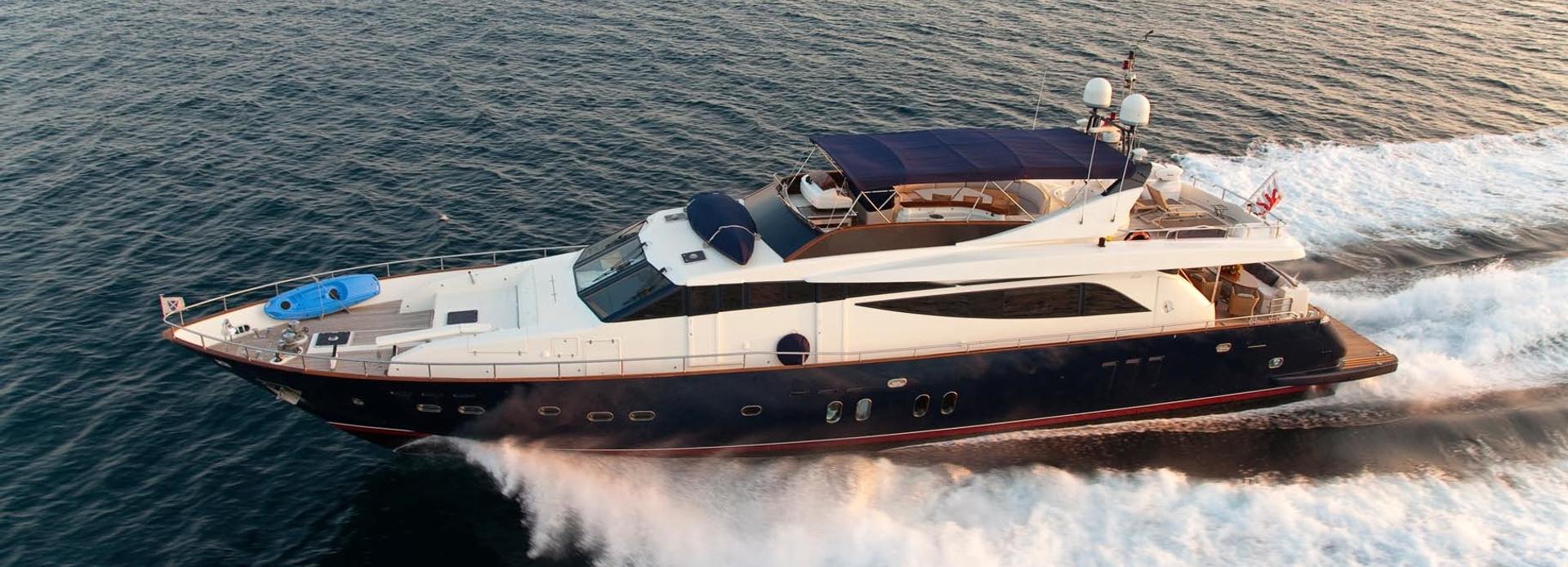 Atalanti yacht, Couach