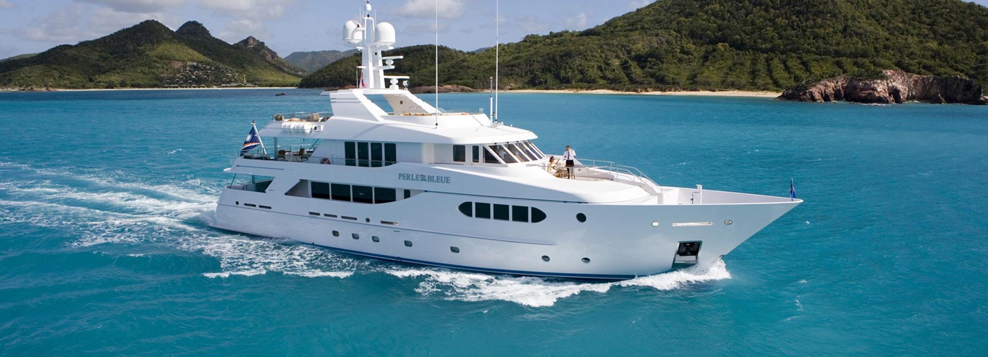 Perle Bleue yacht, Royal Hakvoort