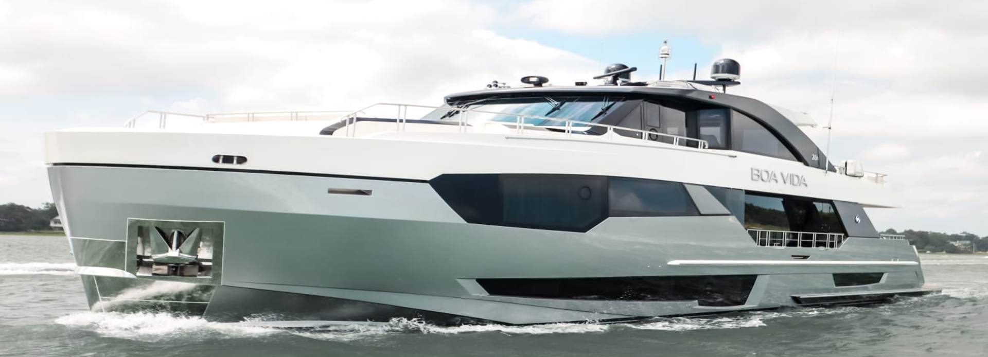 Pinch Me yacht, Ocean Alexander