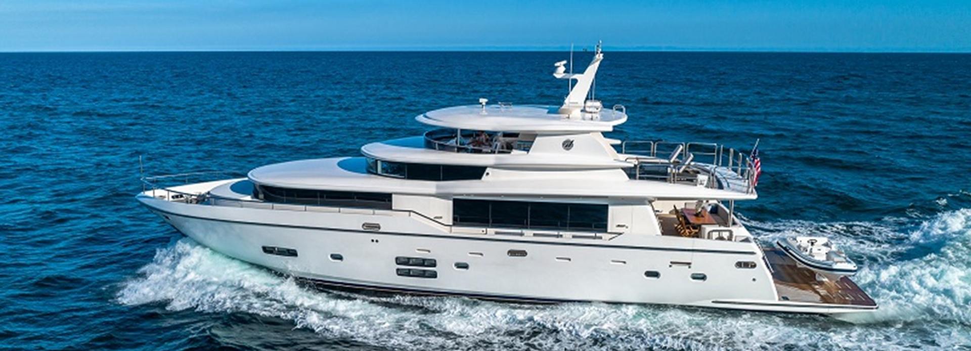 Fitfo yacht, Johnson Yachts